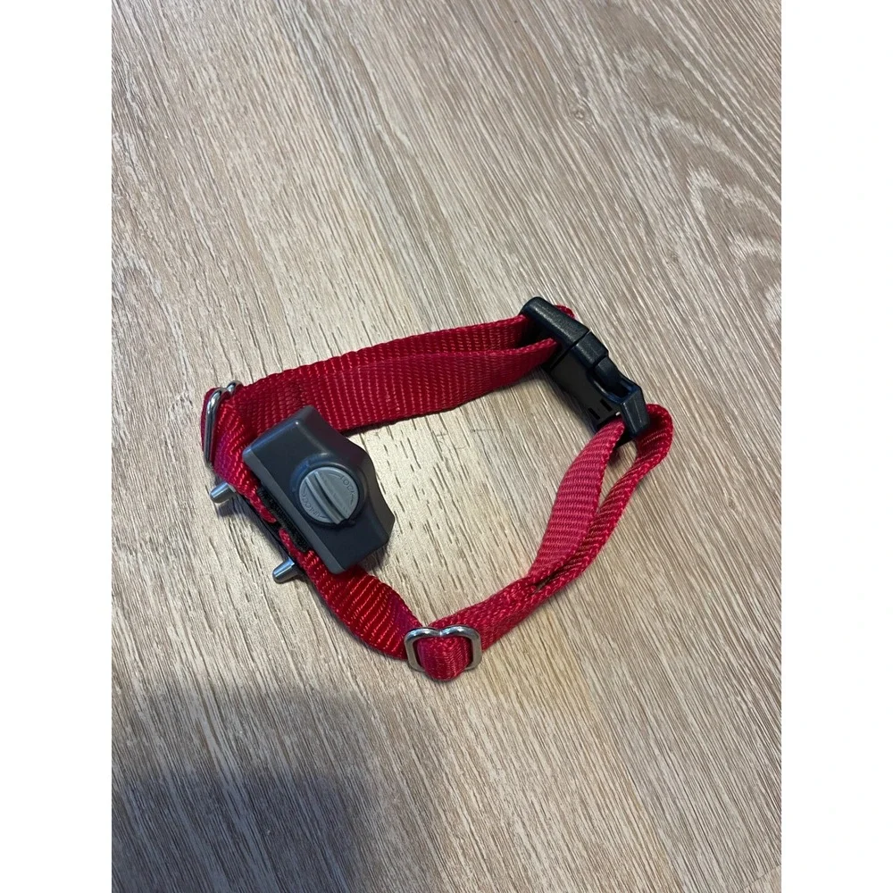 Invisible Fence Shields Receiver Collar RIG00-14107 Red Nylon Adjustable Dog Pet